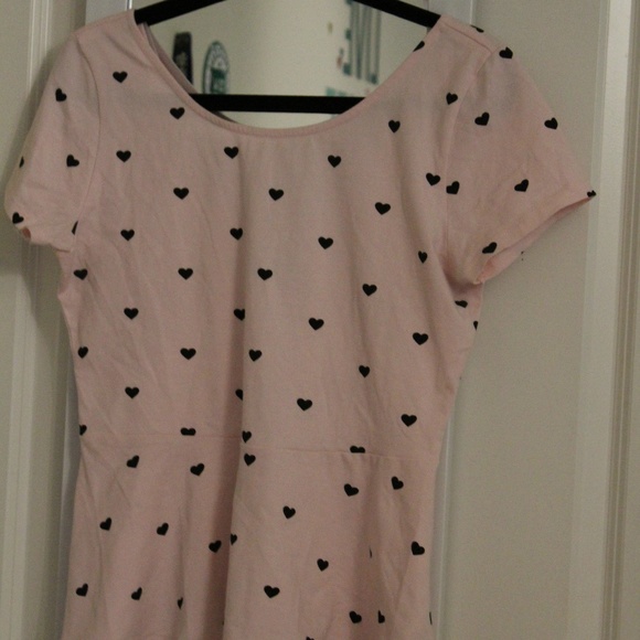 Divided Tops - Pink Hearts Plume Top